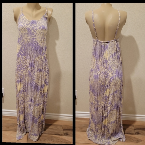 Secret Beach Other - Secret Beach lilac floral swim coverup caftan OS